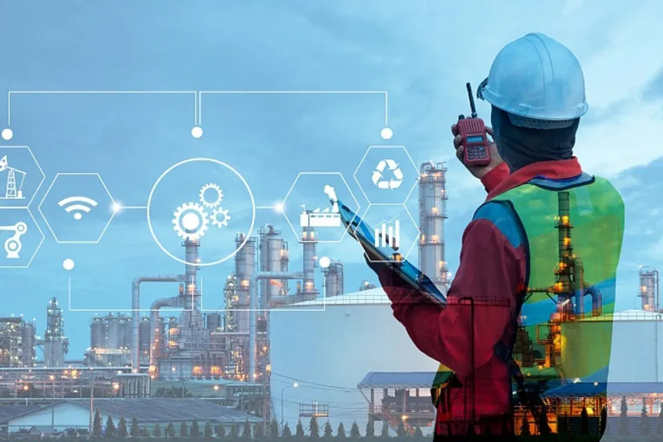Industrial IIoT environment for oil and gas operations